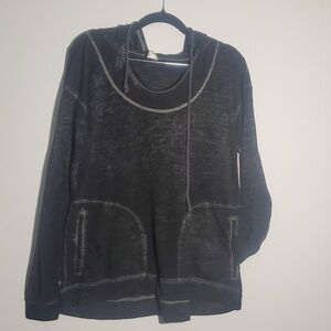 Threads 4 Thought shaded gray pullover hoodie Size XS
